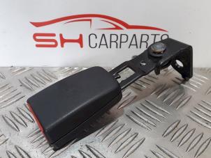 Gebruikte Veiligheidsgordel Insteek links-achter Mercedes ML II (164/4JG) 3.0 ML-280 CDI 4-Matic V6 24V Prijs € 25,00 Margeregeling aangeboden door SH Carparts