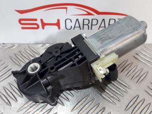 Gebruikte Stoelmotor Mercedes ML II (164/4JG) 3.0 ML-280 CDI 4-Matic V6 24V Prijs € 20,00 Margeregeling aangeboden door SH Carparts