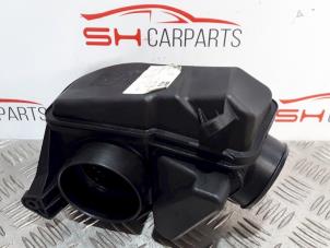 Gebruikte Luchtfilterhuis Mercedes CLK (R209) 1.8 200 K 16V Prijs € 25,00 Margeregeling aangeboden door SH Carparts