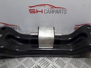 Gebruikte Motorsteun Mercedes C (W205) C-220 2.2 CDI BlueTEC, C-220 d 16V Prijs € 45,00 Margeregeling aangeboden door SH Carparts