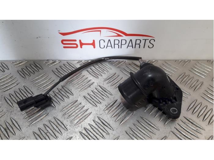 EGR Buis van een Mercedes-Benz A (W176) 1.5 A-180 CDI, A-180d 16V 2015