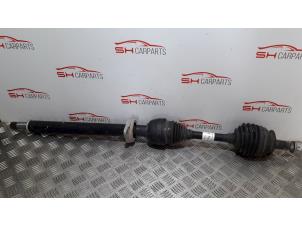 Gebruikte Cardanas rechts-voor (VWA) Mercedes B (W246) 2.1 B-220 CDI BlueEFFICIENCY 16V Prijs € 145,00 Margeregeling aangeboden door SH Carparts
