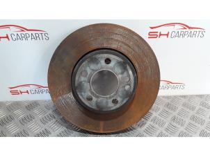 Gebruikte Remschijf voor Mercedes GLA (156.9) 1.6 180 16V Prijs € 40,00 Margeregeling aangeboden door SH Carparts