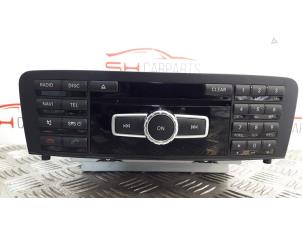 Gebruikte Radio CD Speler Mercedes B (W246) 1.8 B-180 CDI BlueEFFICIENCY 16V Prijs € 50,00 Margeregeling aangeboden door SH Carparts