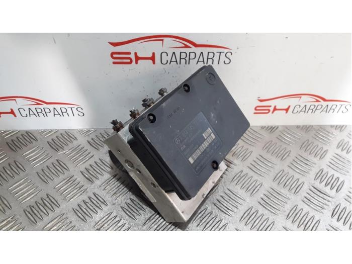 Gebruikte ABS Pomp Mercedes CLK (C209) 1.8 200 K 16V Prijs € 95,00 Margeregeling aangeboden door SH Carparts