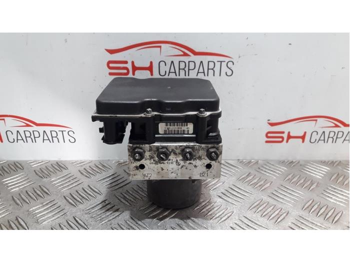 Gebruikte ABS Pomp Mercedes B (W245) 1.5 B-150 16V Prijs € 30,00 Margeregeling aangeboden door SH Carparts