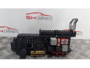 Gebruikte Zekeringkast Mercedes E (C207) E-250 CDI,BlueTEC,d 16V Prijs € 90,00 Margeregeling aangeboden door SH Carparts