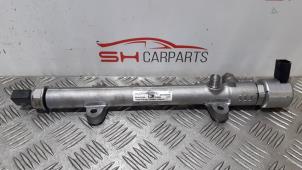 Gebruikte Injector brug Mercedes C (W205) C-220 2.2 CDI BlueTEC, C-220 d 16V Prijs € 125,00 Margeregeling aangeboden door SH Carparts