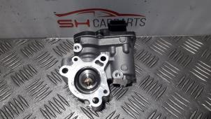 Gebruikte Gasklephuis Mercedes A (177.0) 1.5 A-180d Prijs € 85,00 Margeregeling aangeboden door SH Carparts