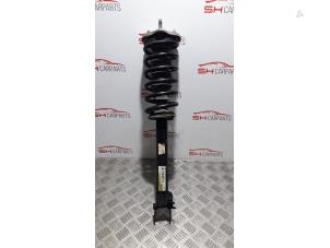 Gebruikte Mac Phersonpoot rechts-voor Mercedes C Estate (S205) C-220 CDI BlueTEC, C-220 d 2.2 16V Prijs € 85,00 Margeregeling aangeboden door SH Carparts