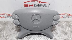 Gebruikte Airbag links (Stuur) Mercedes CLK (R209) 3.2 320 V6 18V Prijs € 60,00 Margeregeling aangeboden door SH Carparts