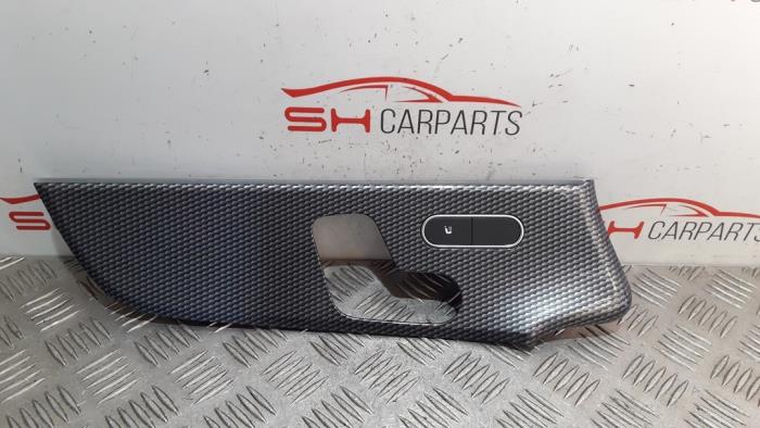 Gebruikte Diversen Mercedes A (177.0) 1.5 A-180d Prijs € 75,00 Margeregeling aangeboden door SH Carparts
