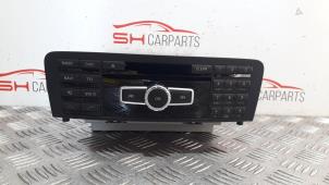 Gebruikte Radio CD Speler Mercedes A (W176) 2.2 A-220 CDI 16V Prijs € 50,00 Margeregeling aangeboden door SH Carparts
