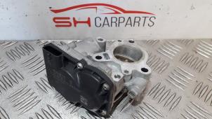 Gebruikte Gasklephuis Mercedes A (177.0) 1.5 A-180d Prijs € 85,00 Margeregeling aangeboden door SH Carparts