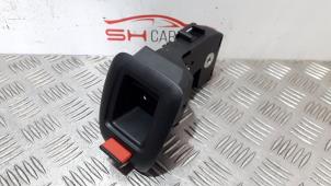 Gebruikte Achterbank slot Mercedes B (W246) 1.8 B-200 CDI BlueEFFICIENCY 16V Prijs € 45,00 Margeregeling aangeboden door SH Carparts