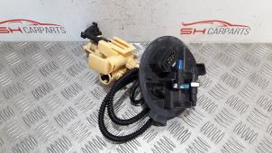 Gebruikte Opvoerpomp Mercedes C (W205) C-200 1.6 CDI BlueTEC, C-200 d 16V Prijs € 40,00 Margeregeling aangeboden door SH Carparts