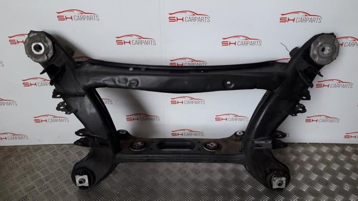 Gebruikte Subframe Mercedes C (W205) C-200 1.6 CDI BlueTEC, C-200 d 16V Prijs € 300,00 Margeregeling aangeboden door SH Carparts