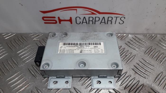 Gebruikte Telefoon interface Mercedes C (W204) 2.2 C-220 CDI 16V BlueEFFICIENCY Prijs € 35,00 Margeregeling aangeboden door SH Carparts