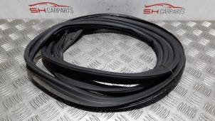 Gebruikte Achterkleprubber Mercedes C (W205) C-220 2.2 CDI BlueTEC, C-220 d 16V Prijs € 25,00 Margeregeling aangeboden door SH Carparts