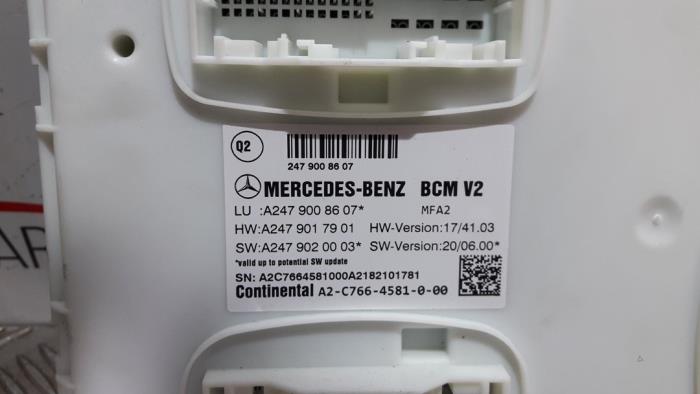 Computer Body Control van een Mercedes-Benz CLA (118.3) 1.3 CLA-180 Turbo 16V 2021