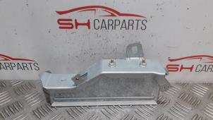 Gebruikte Side Airbag Mercedes B (W246) 1.6 B-200 BlueEFFICIENCY Turbo 16V Prijs € 55,00 Margeregeling aangeboden door SH Carparts