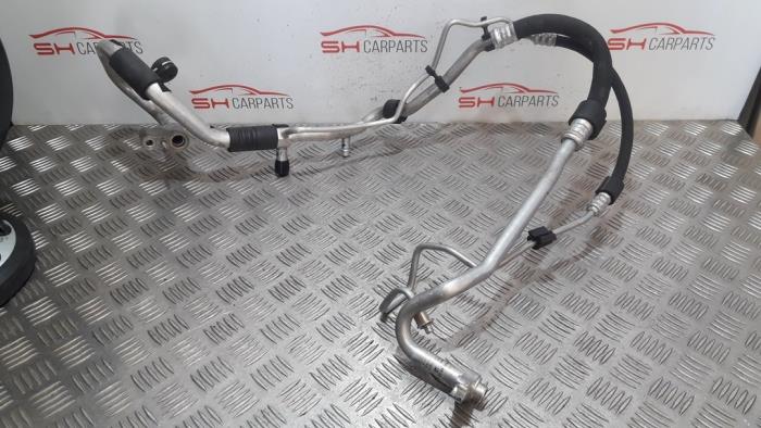 Airco Leiding van een Mercedes-Benz C (W205) C-200 1.6 CDI BlueTEC, C-200 d 16V 2016