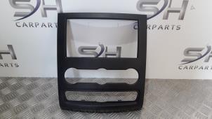 Gebruikte Dashboard sierlijst Mercedes Sprinter Prijs € 25,00 Margeregeling aangeboden door SH Carparts