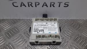 Gebruikte Module Centrale Deurvergrendeling Mercedes E (W213) E-220d 2.0 Turbo 16V Prijs € 35,00 Margeregeling aangeboden door SH Carparts