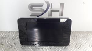 Gebruikte Display Interieur Mercedes C (W205) C-200 1.6 CDI BlueTEC, C-200 d 16V Prijs € 170,00 Margeregeling aangeboden door SH Carparts