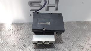 Gebruikte ABS Pomp Mercedes SLK (R171) 3.0 280 V6 24V Prijs € 70,00 Margeregeling aangeboden door SH Carparts