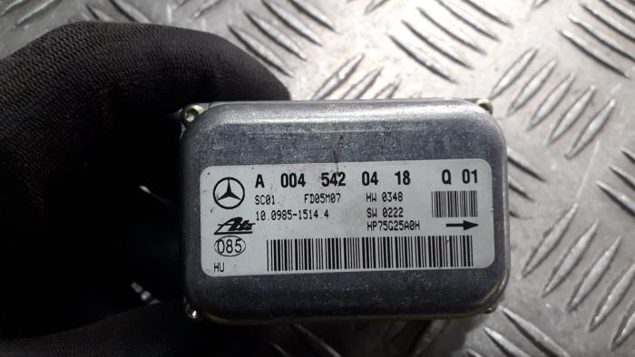 Esp Duo Sensor van een Mercedes-Benz SLK (R171) 3.0 280 V6 24V 2005