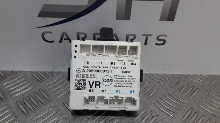 Gebruikte Module Centrale Deurvergrendeling Mercedes C Estate (S205) C-220 CDI 2.2 16V BlueTEC Prijs € 35,00 Margeregeling aangeboden door SH Carparts