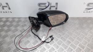 Gebruikte Spiegel Buiten rechts Mercedes GLC (X253) 2.0 250 16V 4-Matic Prijs € 225,00 Margeregeling aangeboden door SH Carparts
