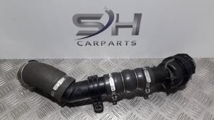 Gebruikte Intercooler Slang Mercedes A (177.0) 1.5 A-180d Prijs € 60,00 Margeregeling aangeboden door SH Carparts