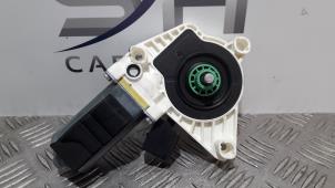 Gebruikte Motor electrisch raam Mercedes CLA (117.3) 2.2 CLA-220 CDI, 220 d 16V Prijs € 20,00 Margeregeling aangeboden door SH Carparts