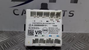 Gebruikte Deur module Mercedes C Estate (S205) C-220 CDI BlueTEC, C-220 d 2.2 16V Prijs € 30,00 Margeregeling aangeboden door SH Carparts