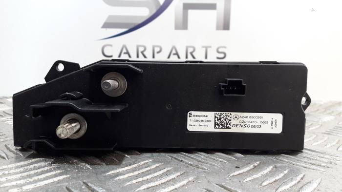 Kachel Verwarmingselement van een Mercedes-Benz CLA (117.3) 2.2 CLA-220 CDI, 220 d 16V 2014