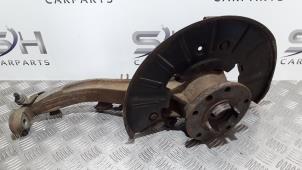 Gebruikte Fusee links-voor Audi Q7 (4LB) 3.0 TDI V6 24V Prijs € 30,00 Margeregeling aangeboden door SH Carparts