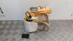 Gebruikte Tank element Pomp Mercedes A (177.0) 1.5 A-180d Prijs € 75,00 Margeregeling aangeboden door SH Carparts