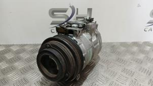 Aircopomp van een Mercedes-Benz SLK (R170) 3.2 320 V6 18V 2000