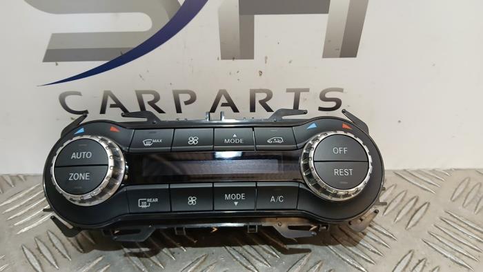 Kachel Bedieningspaneel van een Mercedes-Benz CLA Shooting Brake (117.9) 2.2 CLA-200 CDI, 200 d 16V 2017