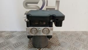 Gebruikte ABS Pomp Mercedes B (W247) 1.3 B-200 Turbo 16V Prijs € 150,00 Margeregeling aangeboden door SH Carparts