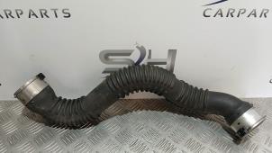 Gebruikte Intercooler Buis Mercedes A (W176) 2.0 A-250 Turbo 16V Prijs € 20,00 Margeregeling aangeboden door SH Carparts