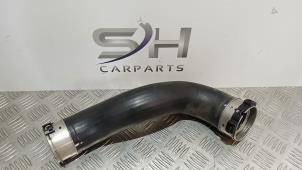 Gebruikte Turboslang Mercedes A (W176) 2.0 A-250 Turbo 16V Prijs € 30,00 Margeregeling aangeboden door SH Carparts