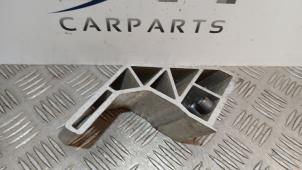 Gebruikte Frontdeel steun Mercedes C (W205) C-220 2.2 CDI BlueTEC, C-220 d 16V Prijs € 15,00 Margeregeling aangeboden door SH Carparts