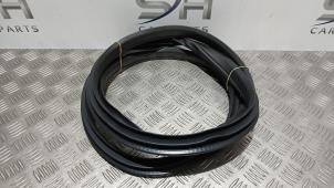 Gebruikte Deurrubber 4Deurs links-achter Mercedes A (W176) 2.0 A-250 Turbo 16V 4-Matic Prijs € 25,00 Margeregeling aangeboden door SH Carparts