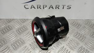 Gebruikte Luchtrooster Dashboard Mercedes A (W176) 2.0 A-250 Turbo 16V 4-Matic Prijs € 30,00 Margeregeling aangeboden door SH Carparts