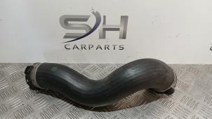 Gebruikte Turboslang Mercedes A (W176) 2.0 A-250 Turbo 16V Prijs € 30,00 Margeregeling aangeboden door SH Carparts