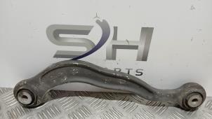 Gebruikte Draagarm rechts-achter Mercedes S (W221) 3.0 S-320 CDI 24V Prijs € 20,00 Margeregeling aangeboden door SH Carparts