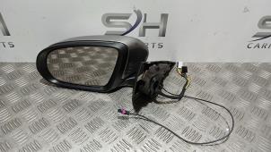 Gebruikte Spiegel Buiten links Mercedes C (W205) C-300 2.0 Turbo 16V Prijs op aanvraag aangeboden door SH Carparts